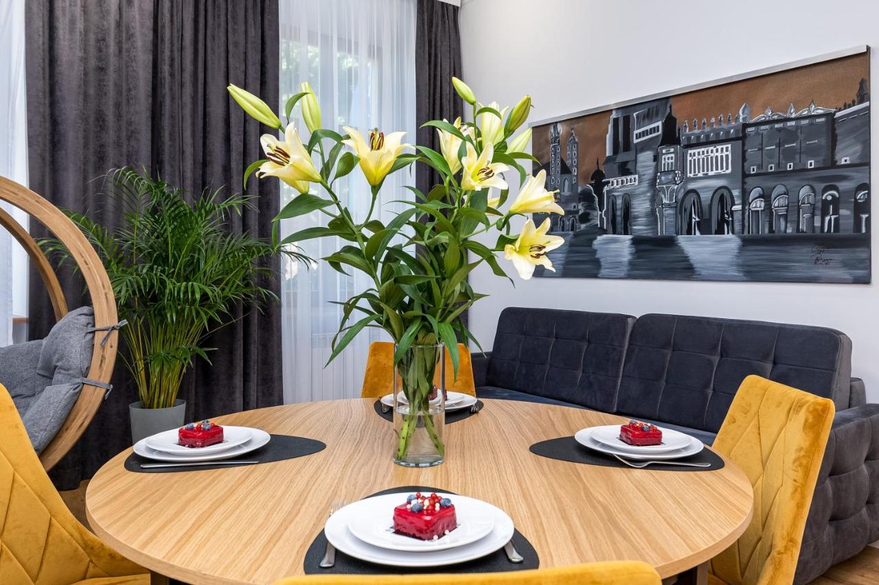 Beautiful Cracow Apartments By Cozyplace Cracóvia Exterior foto