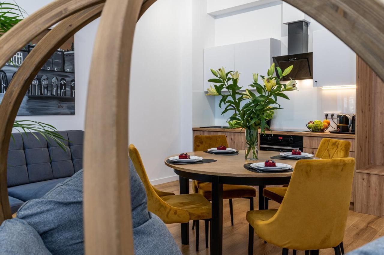 Beautiful Cracow Apartments By Cozyplace Cracóvia Exterior foto
