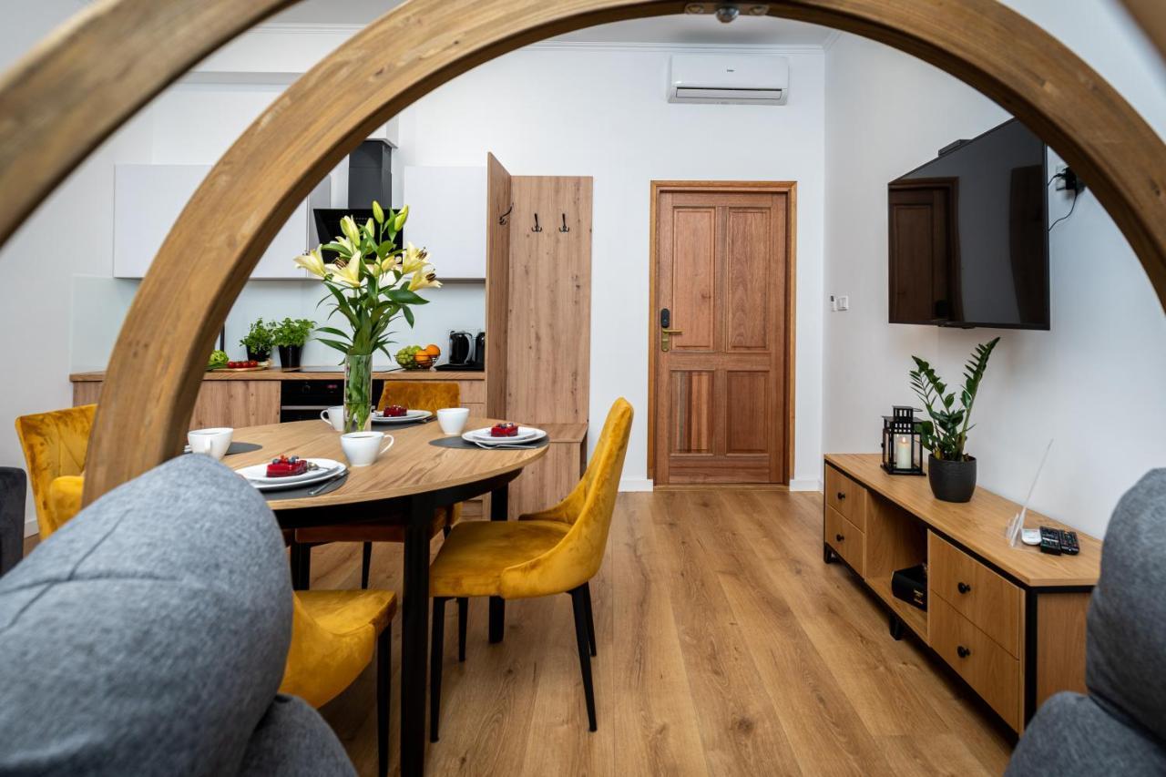 Beautiful Cracow Apartments By Cozyplace Cracóvia Exterior foto
